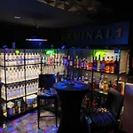 Terminal 1